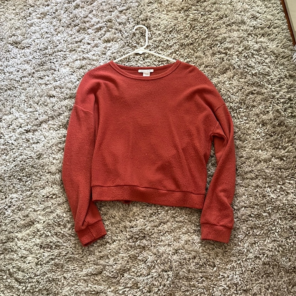 ❤️must order 2 or more items❤️ Cute orange sweater!